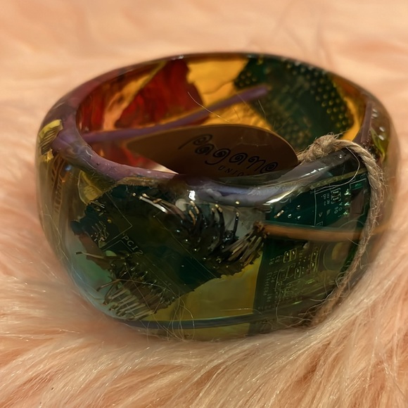 PAGANEuniques Beautiful, Clunky, Resin Bracelet w Computer Parts Encased Inside - Picture 3 of 13